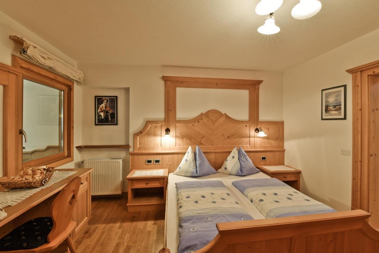 Ciasa Mirio' Apartment La Valle Luaran gambar