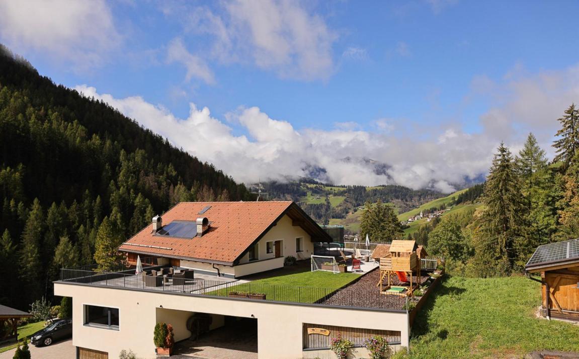 Ciasa Mirio' Apartment La Valle Luaran gambar
